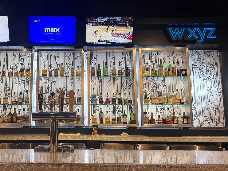 WXYZ Bar