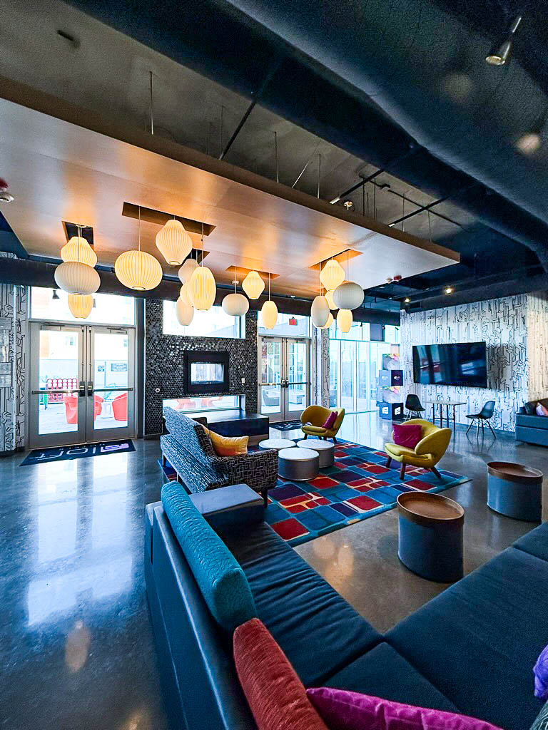 Aloft lobby